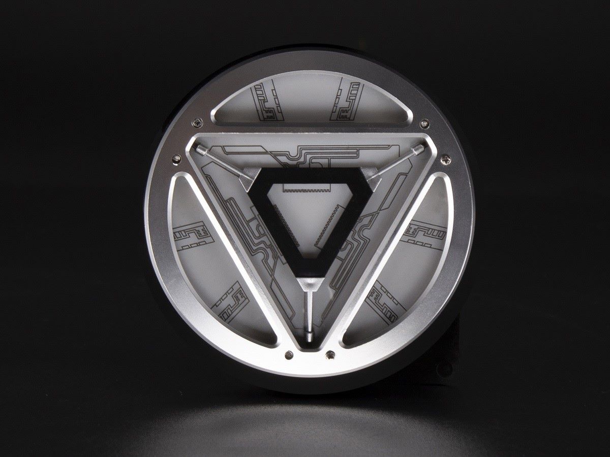 1/1 TONY reactor chest light wearable with platform and Tony clothes collection class
