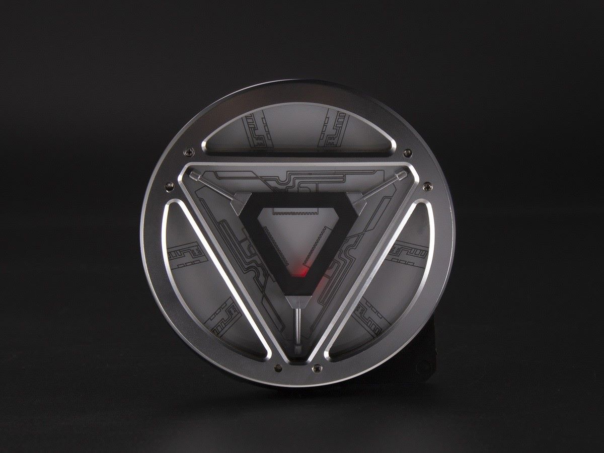 1/1 TONY reactor chest light wearable with platform and Tony clothes collection class