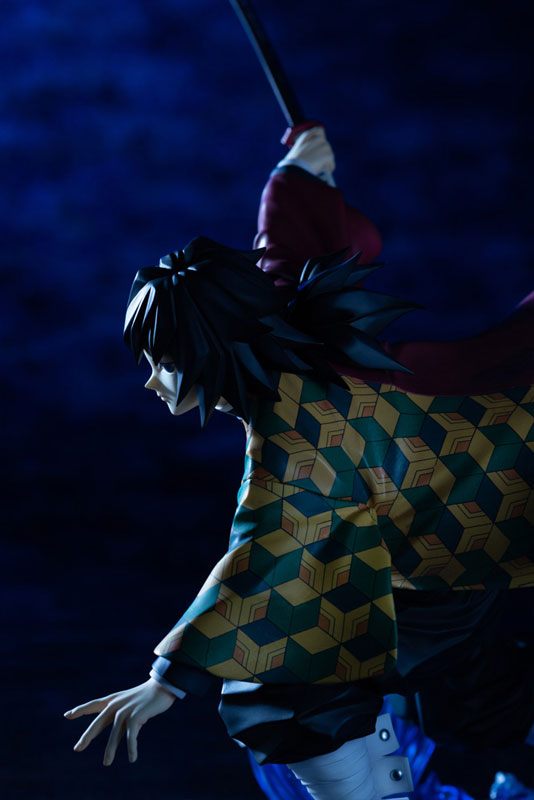ARTFX J Demon Slayer: Kimetsu no Yaiba Giyu Tomioka 1/8
