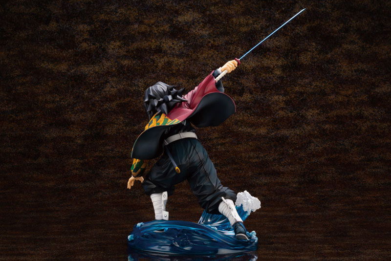 ARTFX J Demon Slayer: Kimetsu no Yaiba Giyu Tomioka 1/8