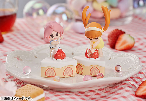 The Legend of Hei Collectible Figures: Happy Birthday