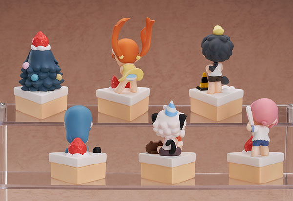 The Legend of Hei Collectible Figures: Happy Birthday