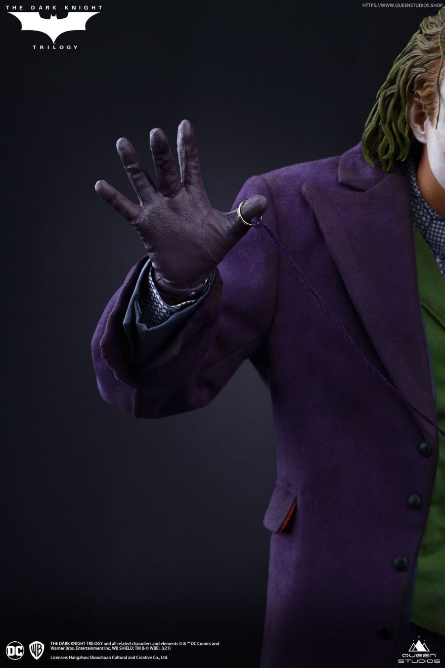 Batman: The Dark Knight - The Joker 1/4