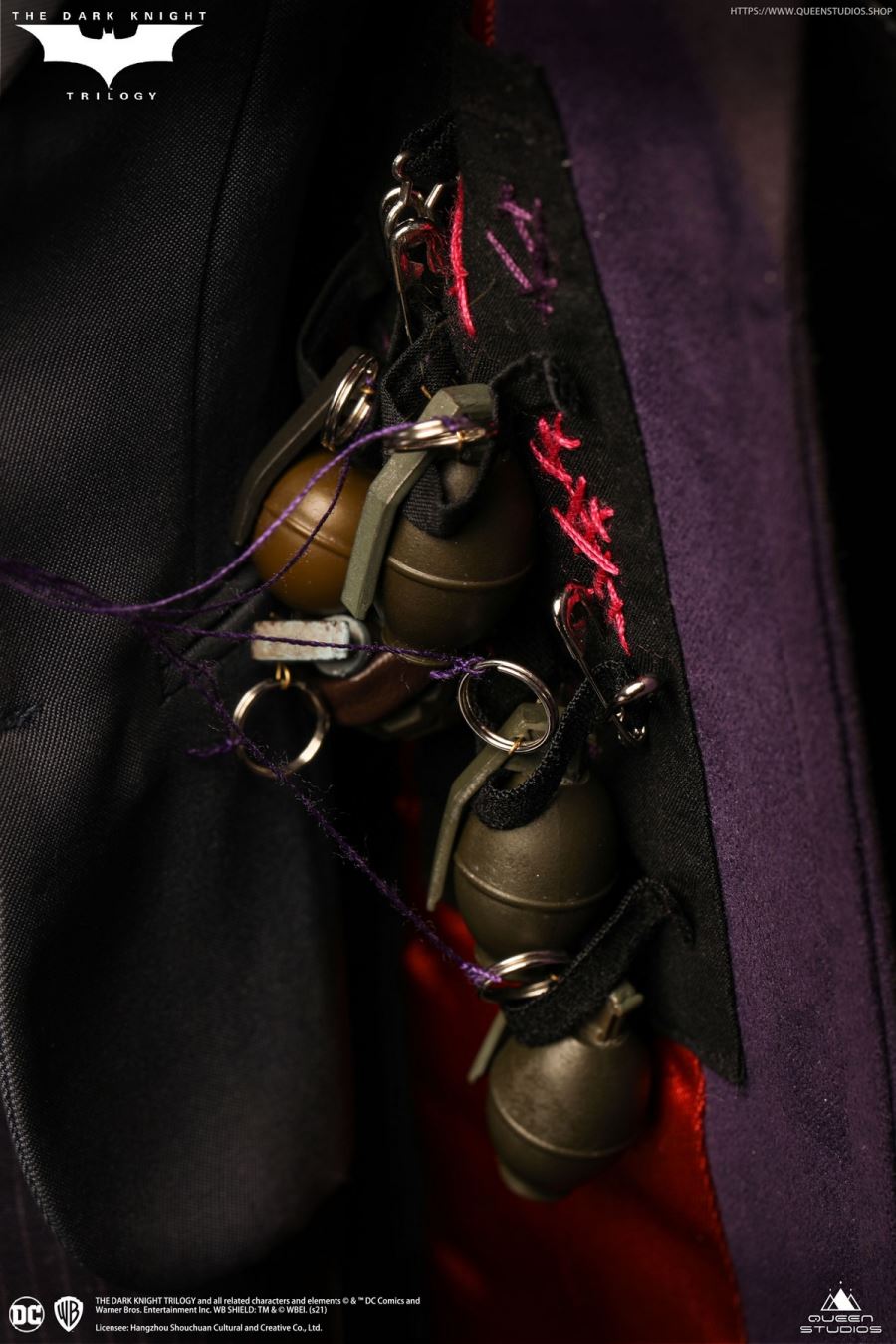 Batman: The Dark Knight - The Joker 1/4