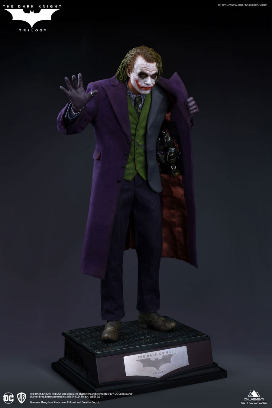 Batman: The Dark Knight - The Joker 1/4