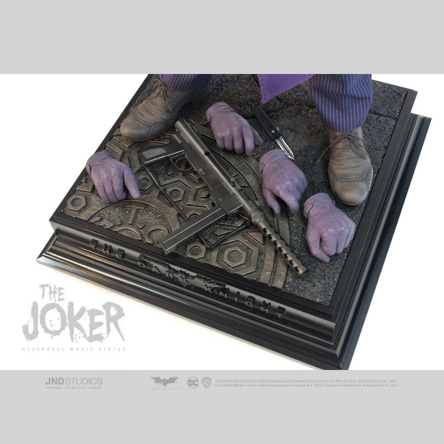 Batman: The Dark Knight - The Joker 1/3