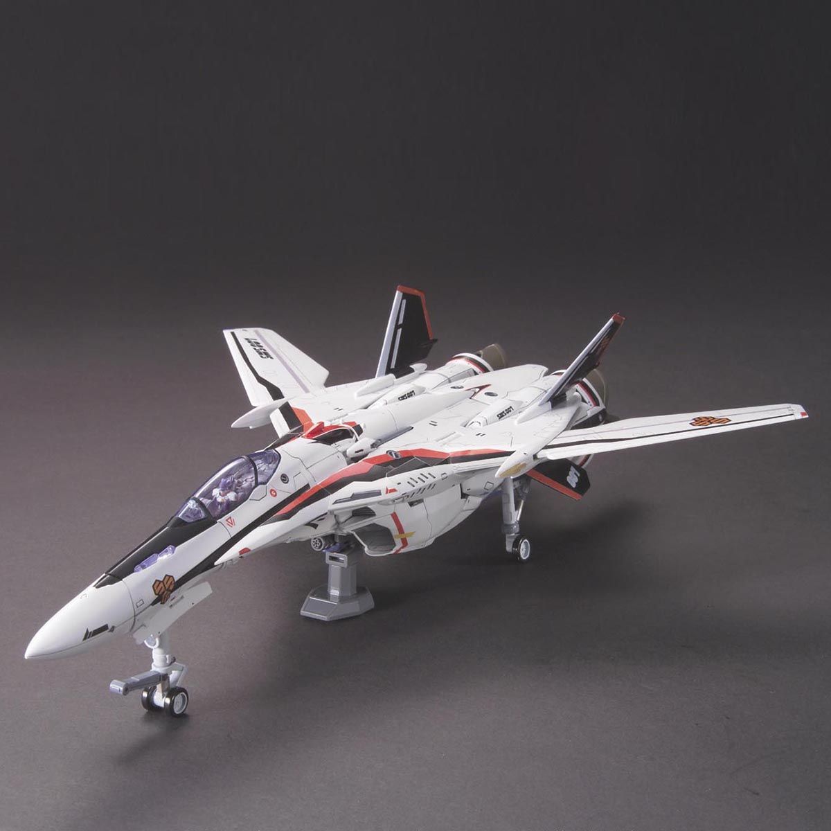 1/72 VF-25F Messiah Valkyrie Alto machine