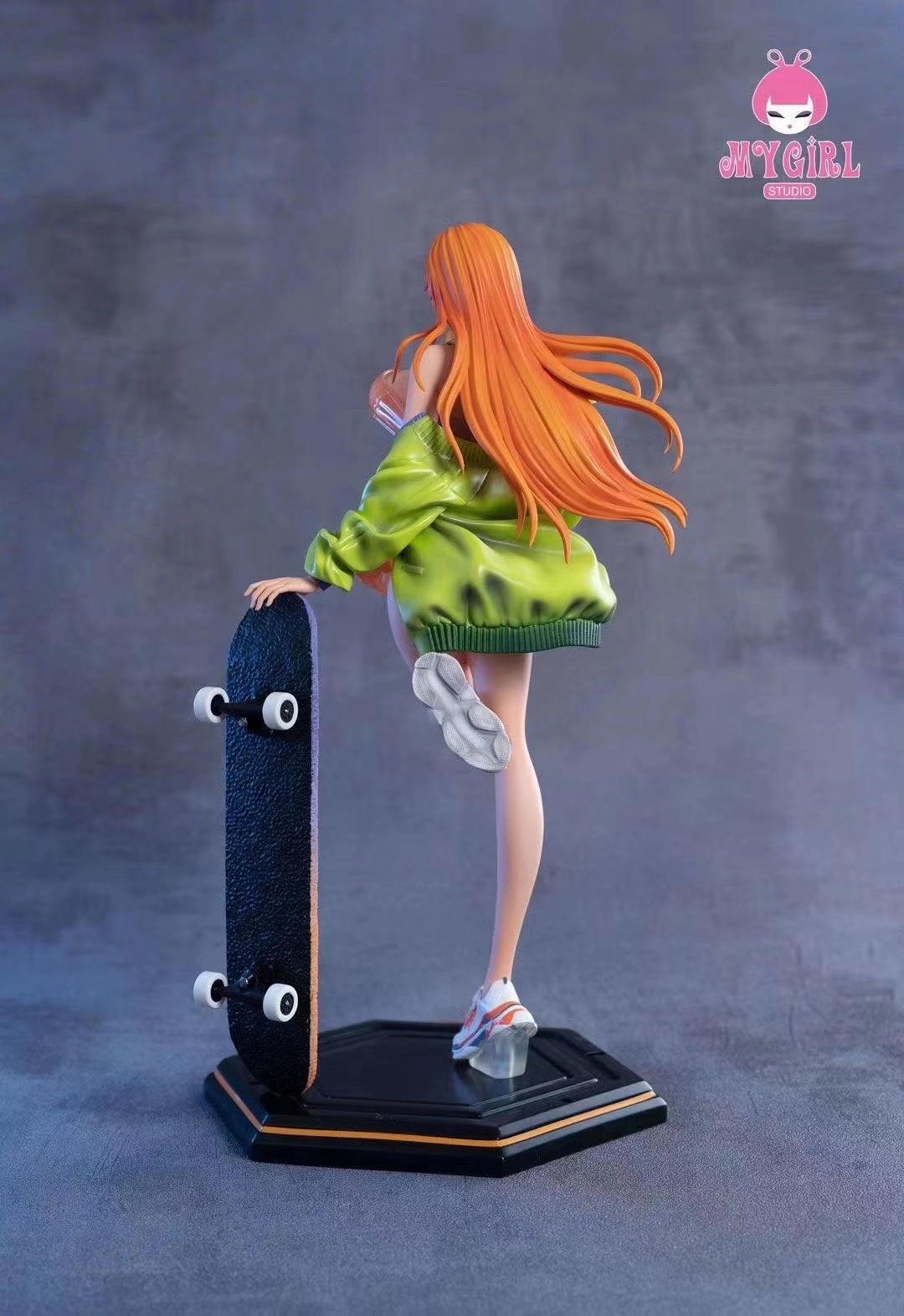 Skateboarder Nami