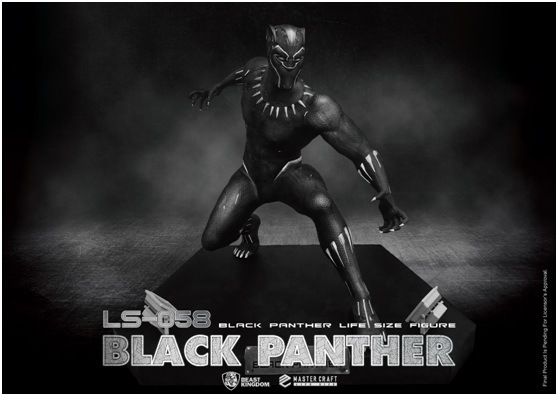 1/1 scale Black Panther statue