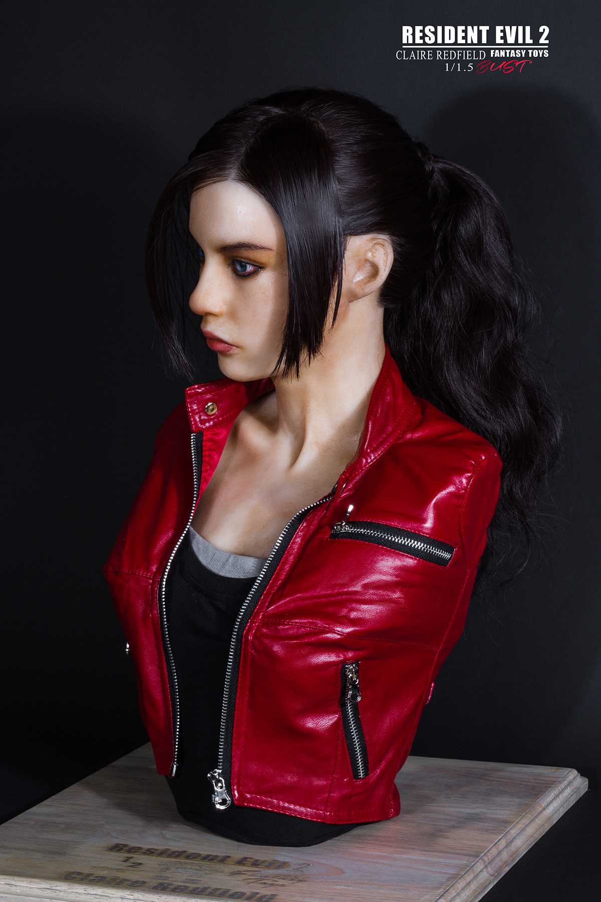 Claire Redfield 1/1.5 Bust Statue
