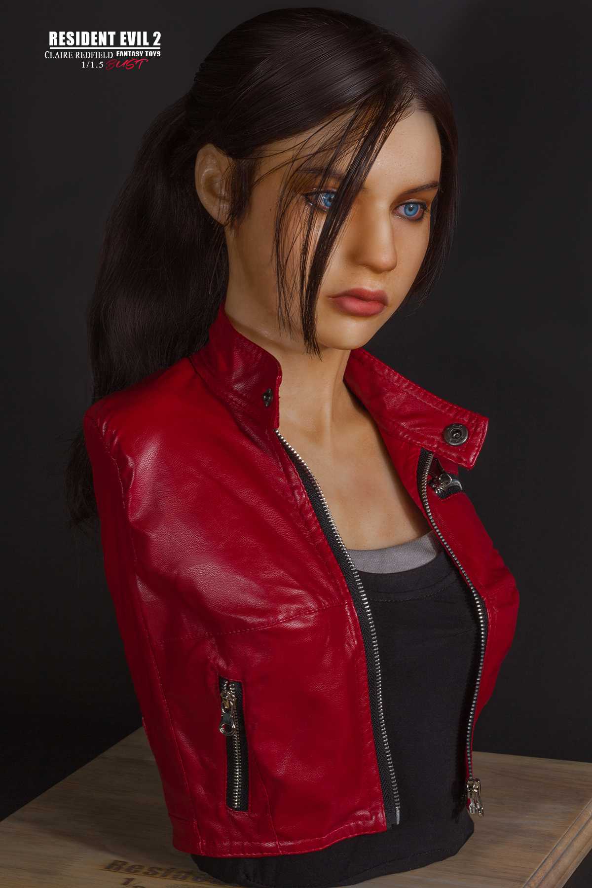 Claire Redfield 1/1.5 Bust Statue