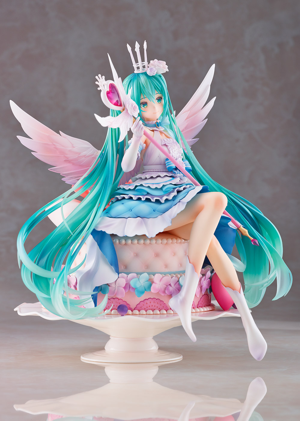 Hatsune Miku Birthday 2020 -Sweet Angel ver.- 1/7