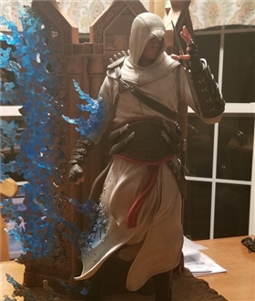 Animus-Altair-Statue-by-PureArts