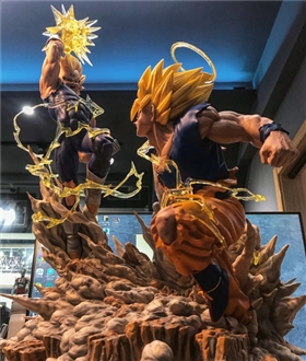 Goku-vs-Vegeta