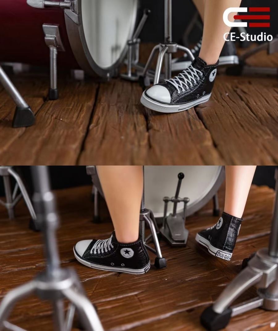 Sexiest Female Street Drummer