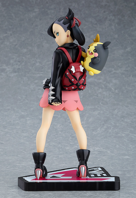 Pokemon Sword and Shield - Marnie & Morpeko