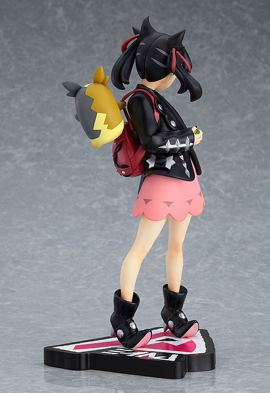 Pokemon Sword and Shield - Marnie & Morpeko