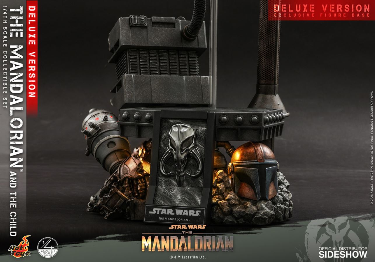 The Mandalorian™ and The Child (Deluxe)