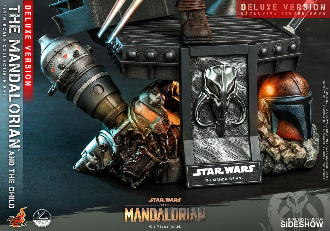 The Mandalorian™ and The Child (Deluxe)