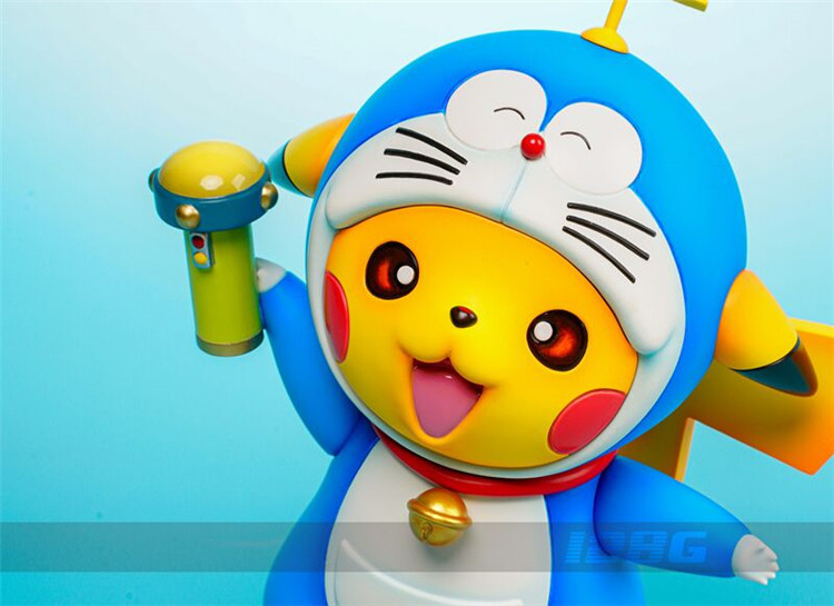 Pikachu Cos Doraemon