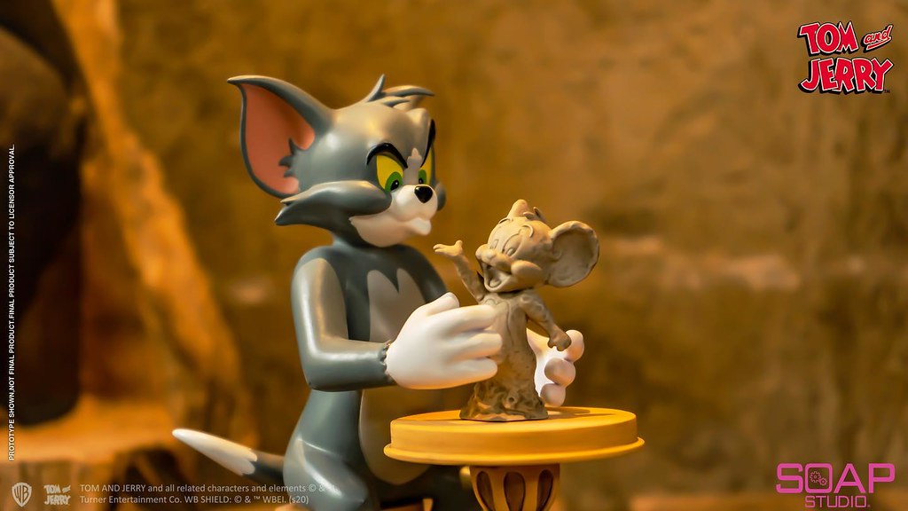 Tom and Jerry-The Sculptor Statue
