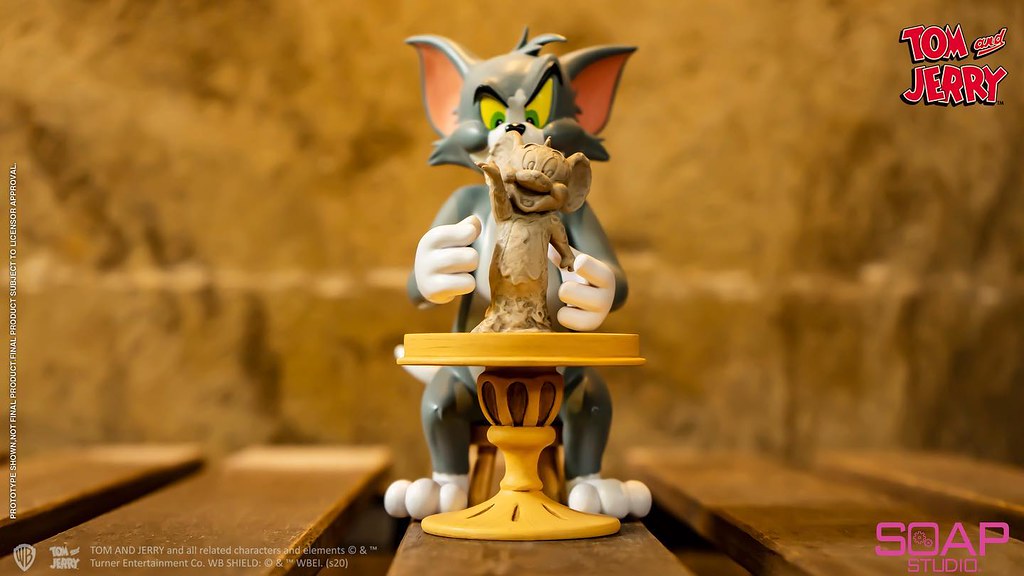 Tom and Jerry-The Sculptor Statue