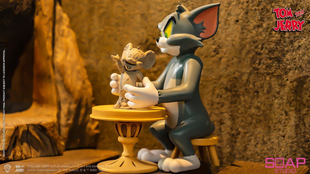 Tom and Jerry-The Sculptor Statue