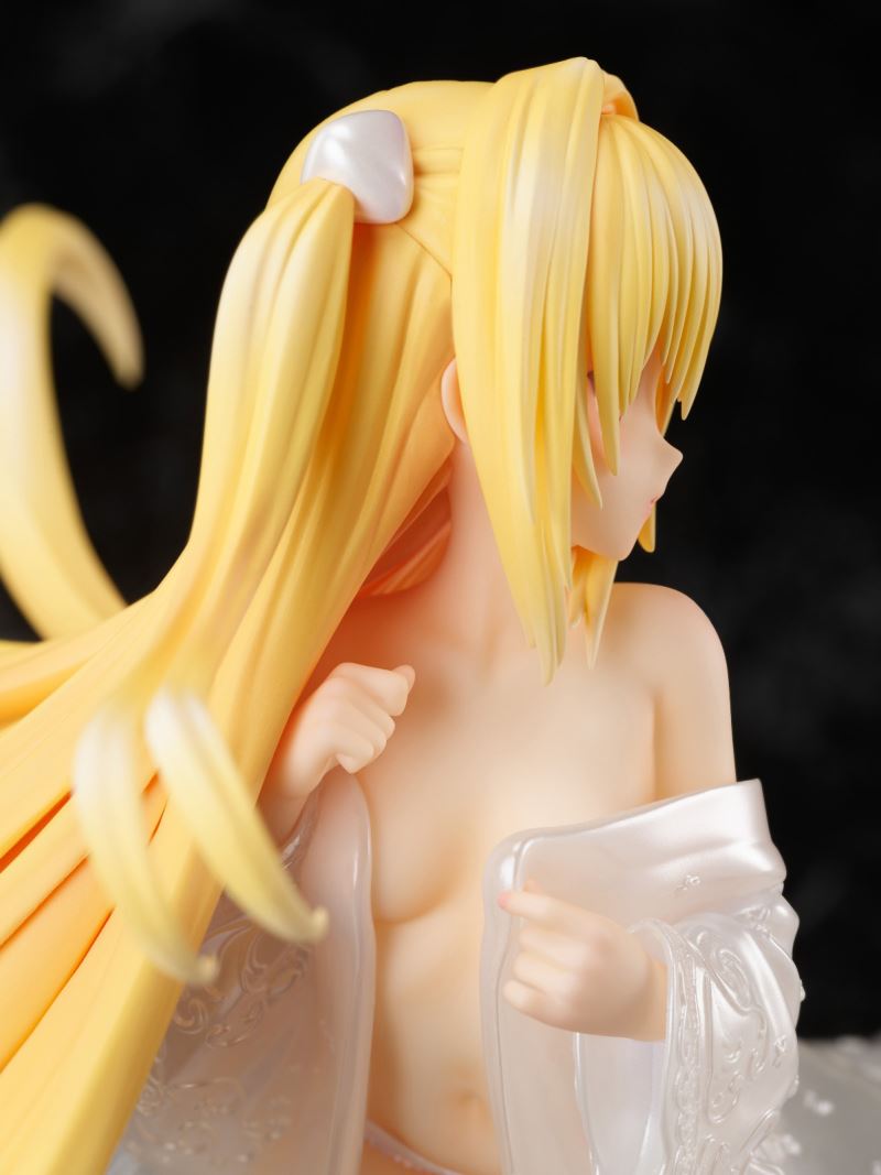 To Love-Ru Darkness - Golden Darkness -White Innocent ver.- 1/7