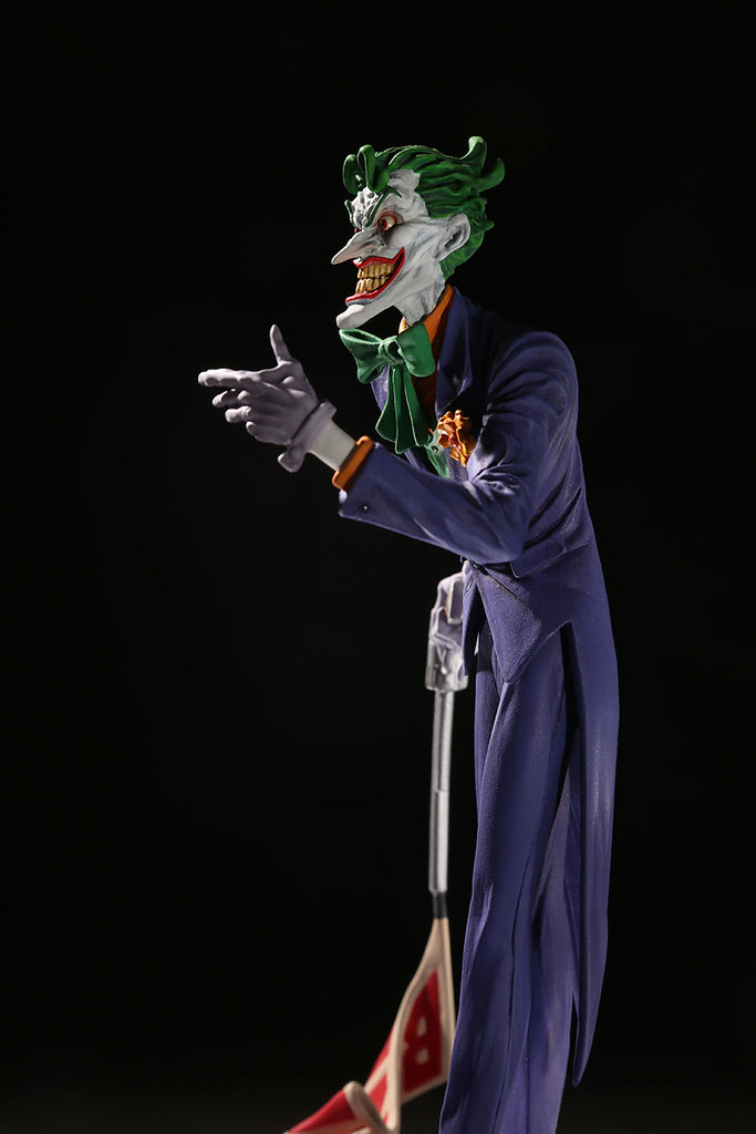 1/10 The Joker Clown Prince of Crime by Jim Lee
