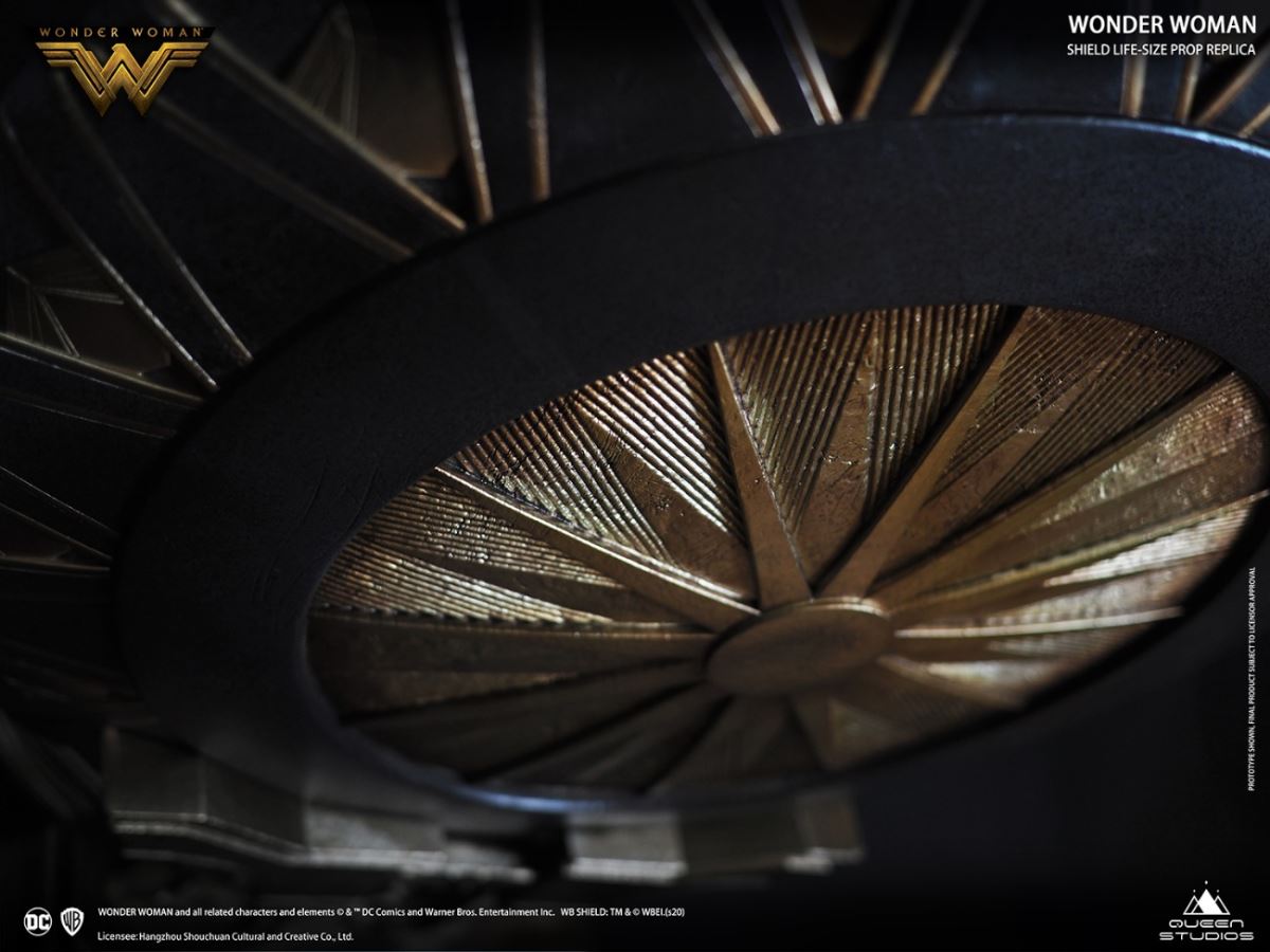 1/1 Movie Prop Replica - Wonder Woman: Divine Shield