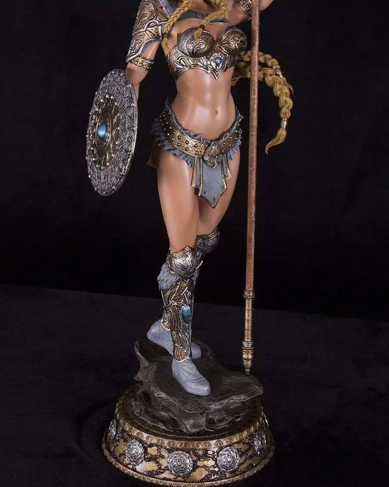 Valkyrie Skarah 1/4 Limited Edition Statue