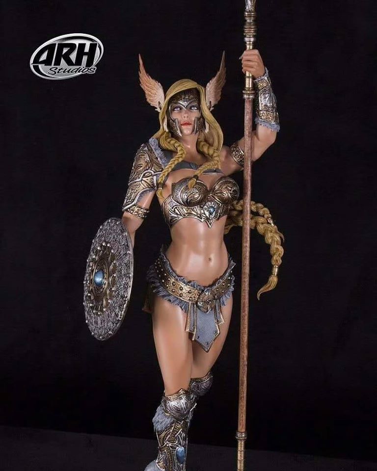 Valkyrie Skarah 1/4 Limited Edition Statue