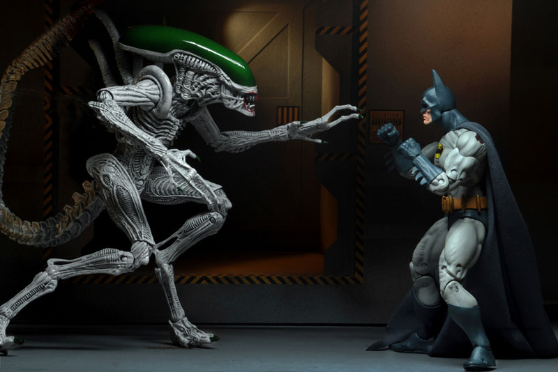 NYCC2019 Comic Con Limited DC Comics / Dark Horse / Batman vs Joker Alien 7inch Action Figure 2PK