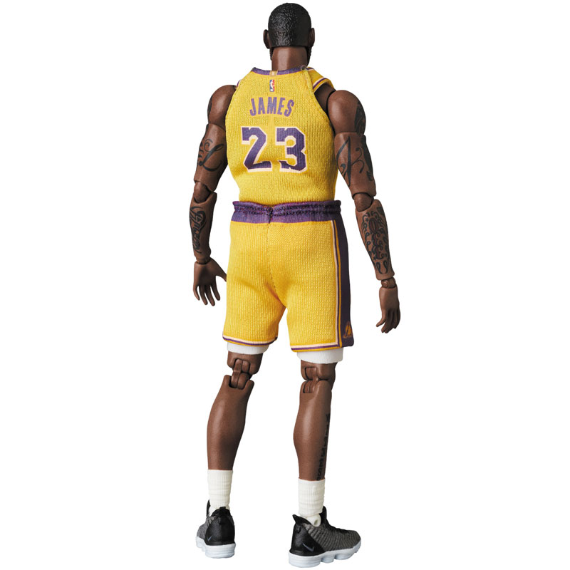 MAFEX No.127 MAFEX LeBron James (Los Angeles Lakers)