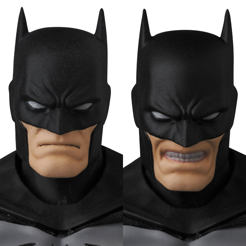 MAFEX No.126 MAFEX BATMAN (HUSH) BLACK Ver.