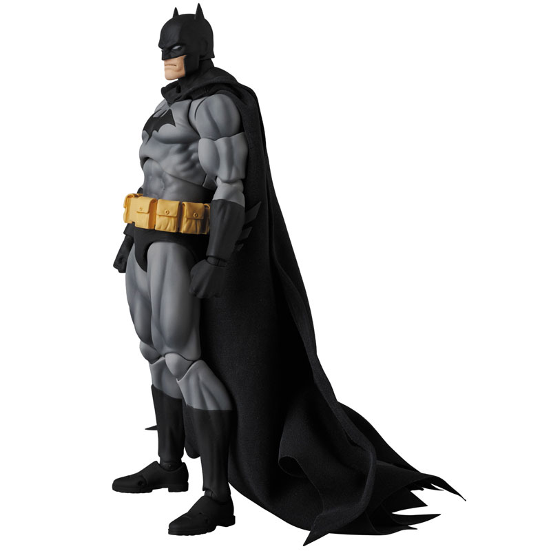 MAFEX No.126 MAFEX BATMAN (HUSH) BLACK Ver.