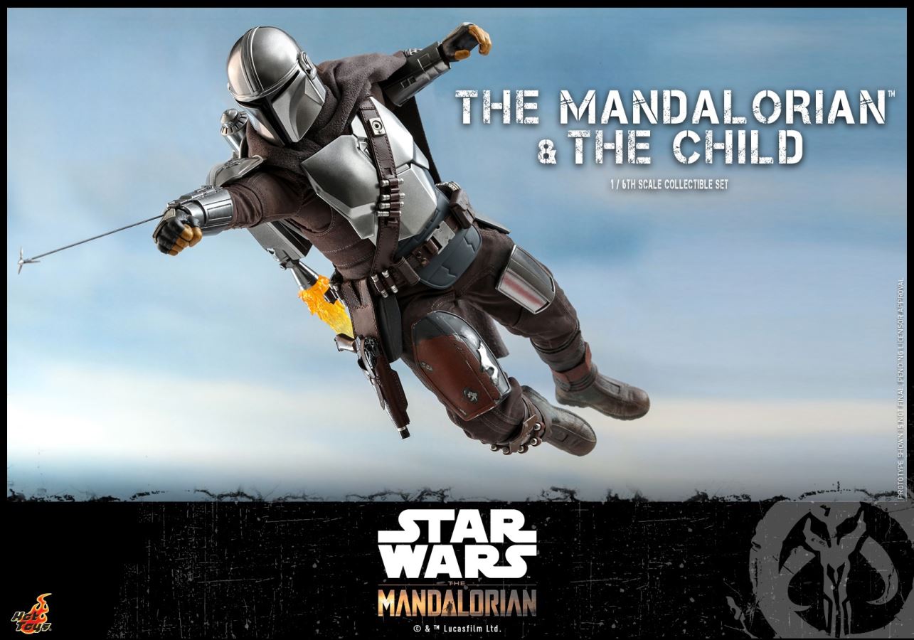 The Mandalorian and The Child 1/6 Scale Collectible Set
