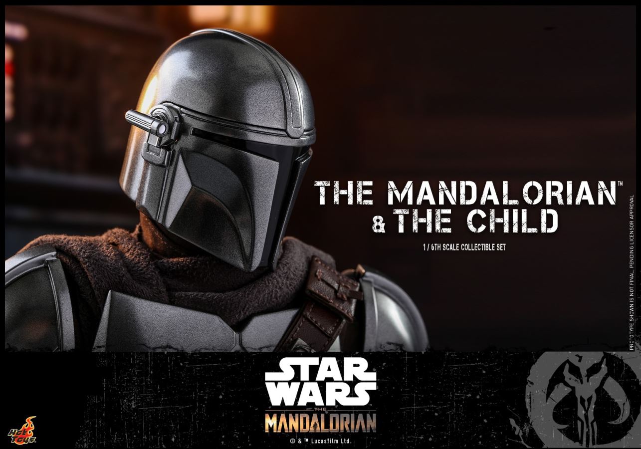 The Mandalorian and The Child 1/6 Scale Collectible Set
