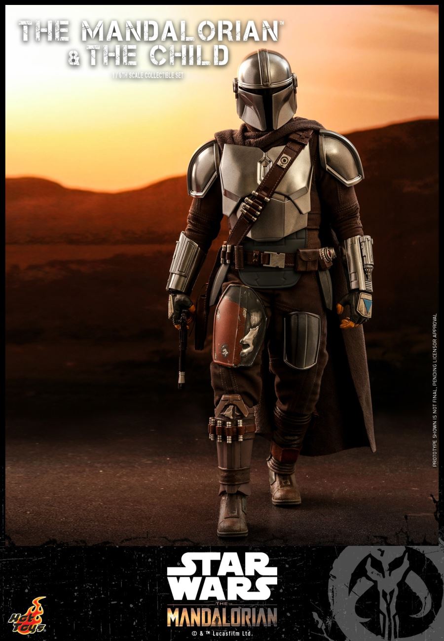 The Mandalorian and The Child 1/6 Scale Collectible Set