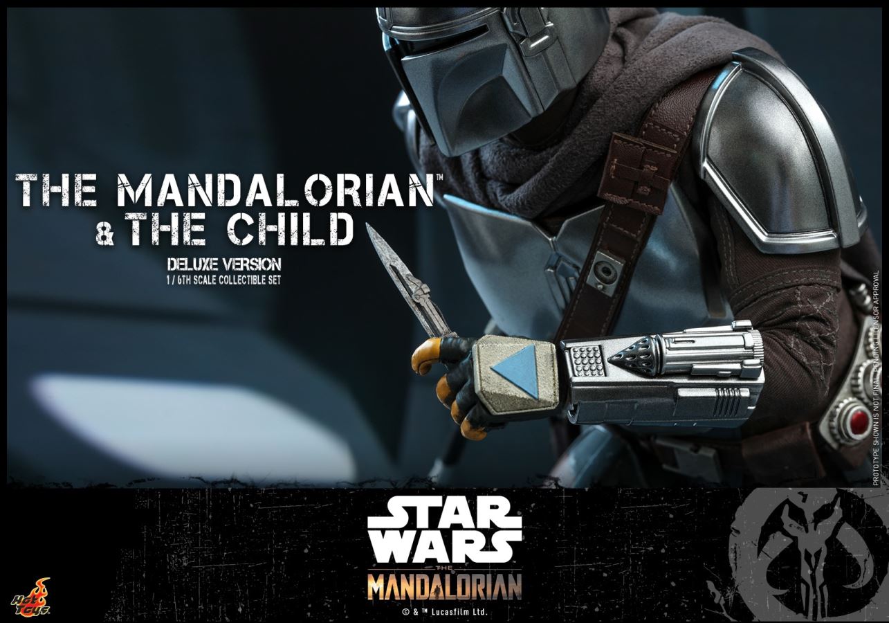 The Mandalorian and The Child (Deluxe Version) 1/6 Scale Collectible Set