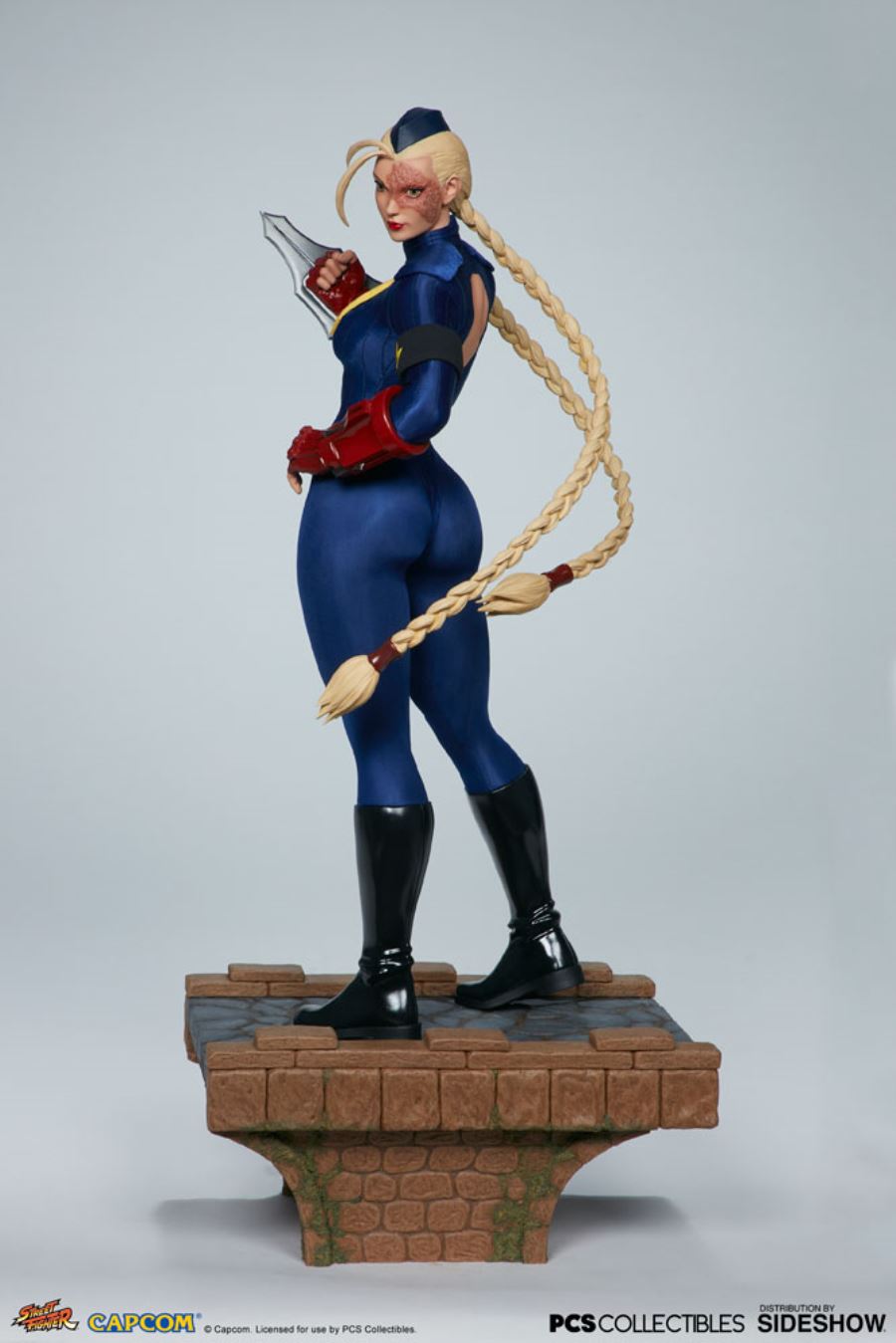 Cammy: Decapre 1/3 Scale Statue