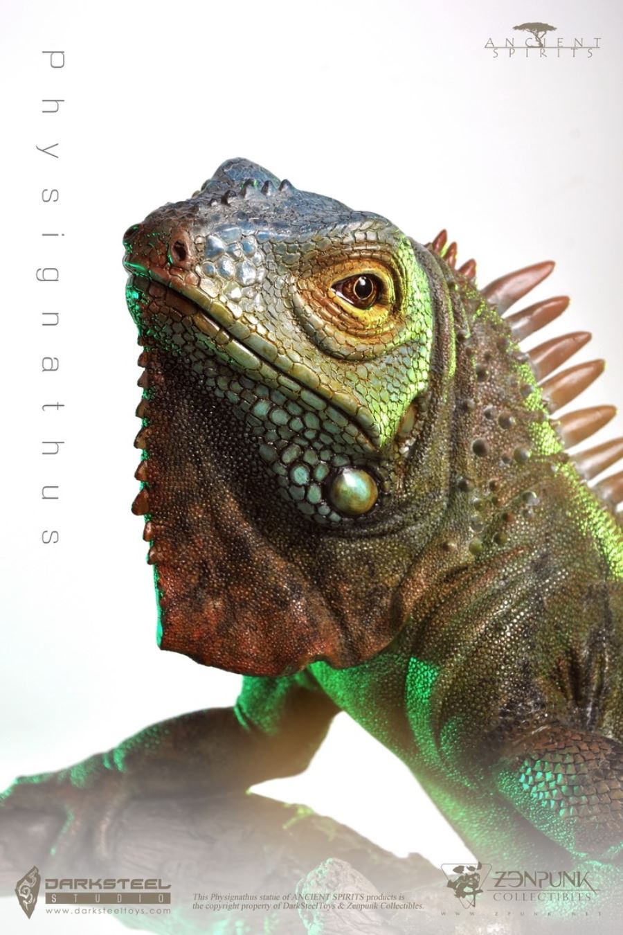 1/2 Iguana Collection Statue