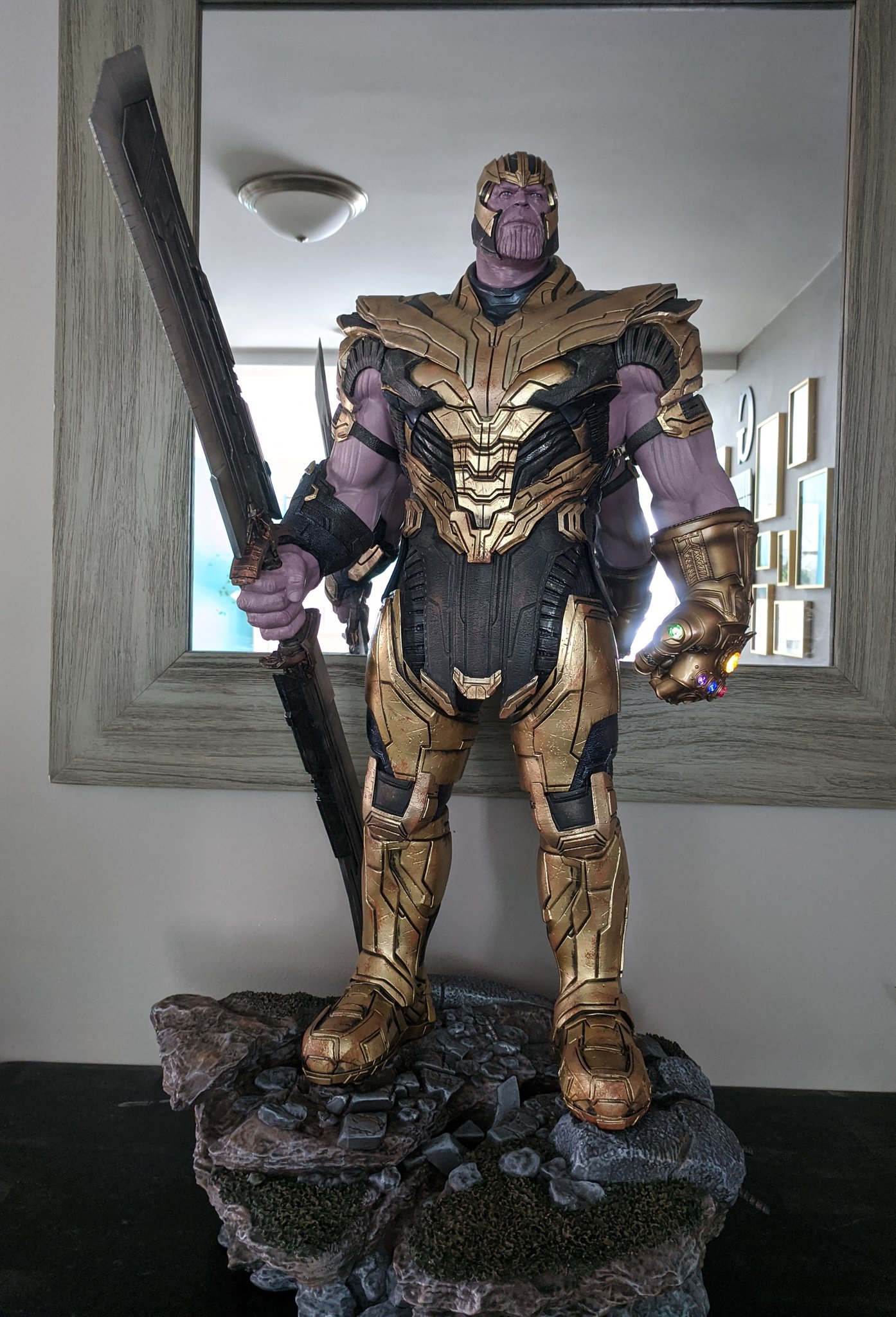 Thanos (Avengers)