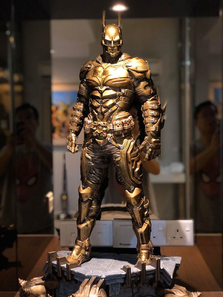 Batman Beyond Gold Version