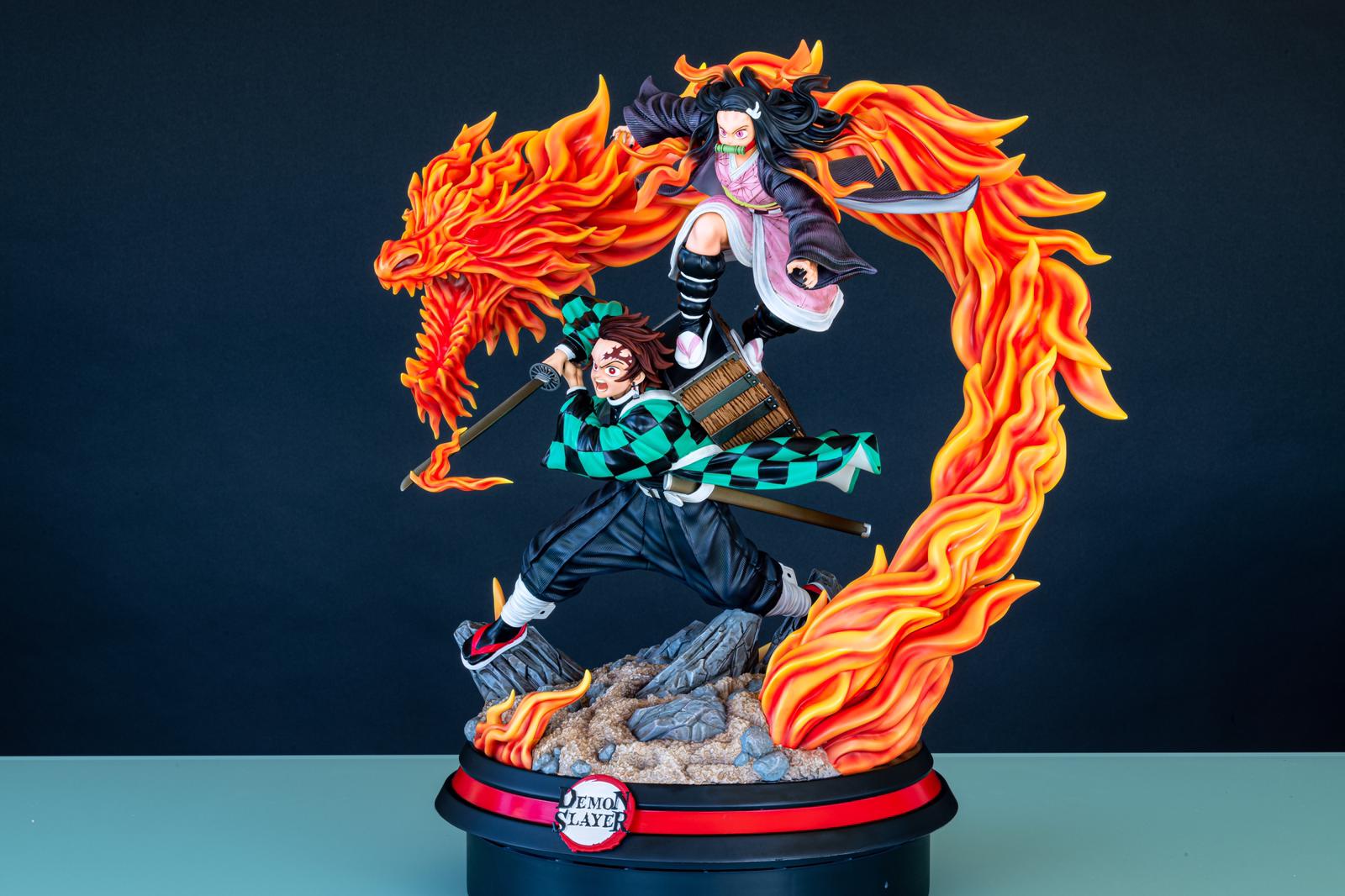 Demon Slayer Tanjiro Kamado and Nezuko Kamado Scale 1/4