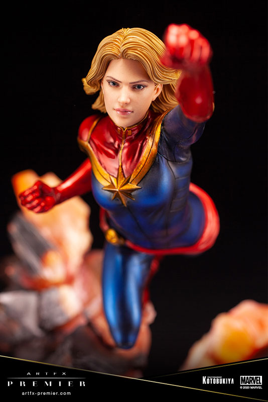 ARTFX PREMIER MARVEL UNIVERSE Captain Marvel 1/10