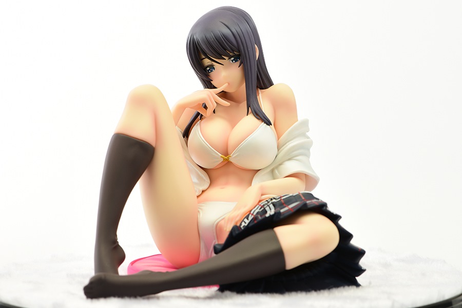 Hina Nanami EditionⅡ: Namaiki! Cover Girl designed by Warabino Matsuri 1/5