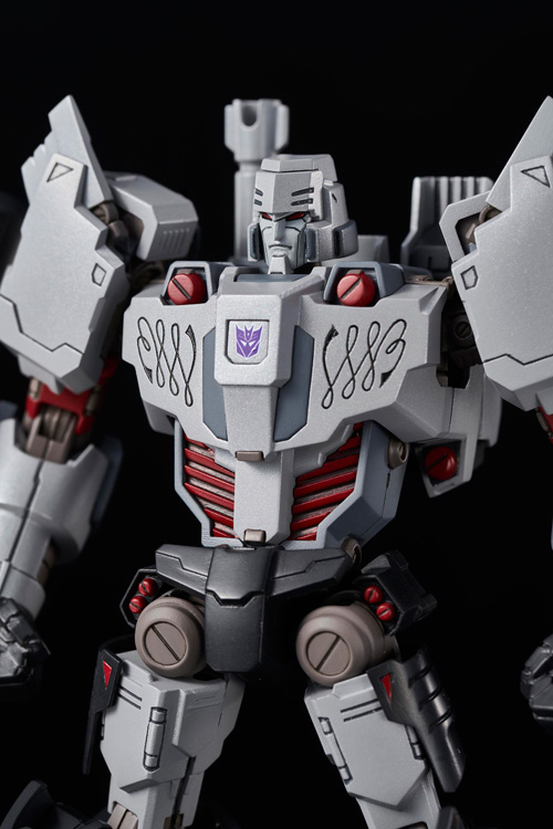 Furai Model 14 - Megatron (IDW Decepticon Ver.)