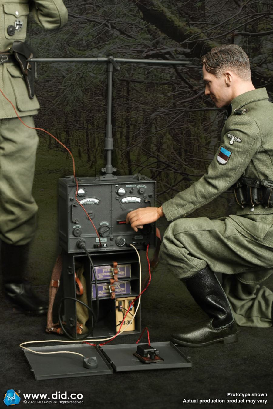 1/6 World War II Twentieth Armored Grenadier Division Radio Section A D80142