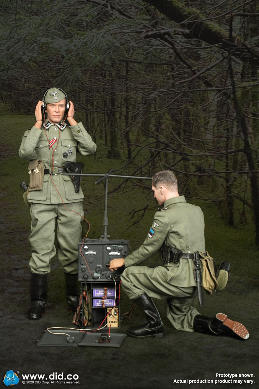 1/6 World War II Twentieth Armored Grenadier Division Radio Section A D80142